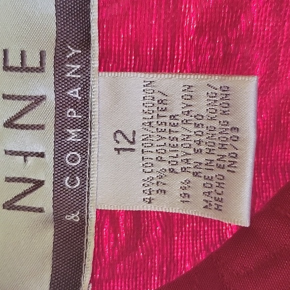 Red jacket - Picture 3 of 4